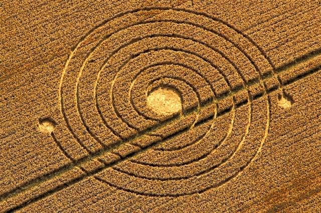 Crop circle 2013